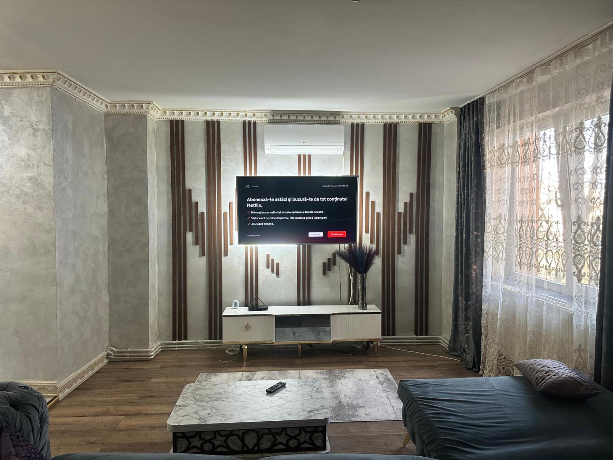 Apartament Penthouse Mario *
